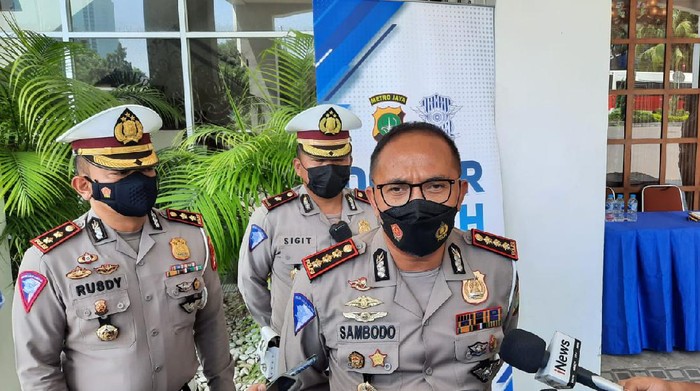 Dirlantas Polda Metro Jaya Kombes Sambodo Purnomo Yogo menjelaskan ada 314 pengendara melanggar crowd free night di Jakarta, Jumat (17/9/2021) malam