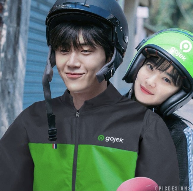 Meski pengangguran, Hong Du Sik (pemain Kim Seon Ho) punya banyak kerjaan sampingan. Kalau mulai ngojek, penumpang pertamanya tentu saja Yoon Hye Jin (pemain Shin Min Ah). Foto: dok. Instagram opicdesigns