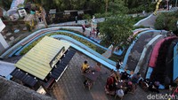 Banyak spot foto menarik yang disajikan di tempat wisata ini.