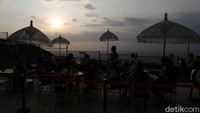 Dinas Pariwisata Kabupaten Gunungkidul, Daerah Istimewa Yogyakarta (DIY) masih menunggu keputusan Kementerian Pariwisata dan Ekonomi Kreatif (Kemenparekraf) terkait lokasi wisata mana saja yang boleh dibuka.