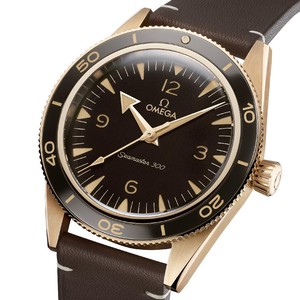 Kemewahan Jam Tangan Perunggu-Emas Omega, Pertama di Dunia Kemewahan Jam Tangan Perunggu-Emas Omega, Pertama di Dunia