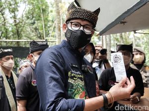 Kunjungi Desa Tamansari, Sandi Yakin Pariwisata Banyuwangi Bisa Bangkit
