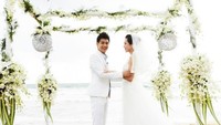 Kelly Chen dan Jimmy Lin bertunangan pada Oktober 2009 sebulan sebelum kelahiran putra pertama mereka. Keduanya pun baru resmi menikah pada 2013 lalu. Dok. Instagram