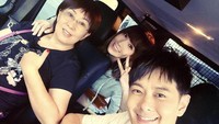 Tak hanya itu saja, hubungannya dengan sang mertua pun ikut-ikutan dicibir. Dok. Instagram