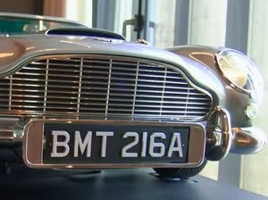 Harganya Setara Toyota Alphard, Mobil Mainan Aston Martin DB5 ini Dijual Rp 1,4 Miliar