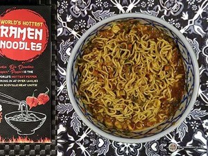 10 Mie Instan Terpedas di Dunia, Juaranya Bukan dari Asia!