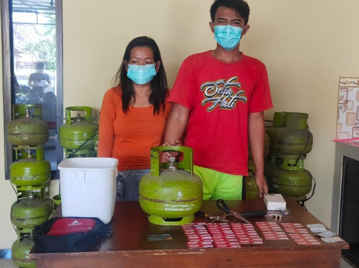pasutri kompak mencuri di toko