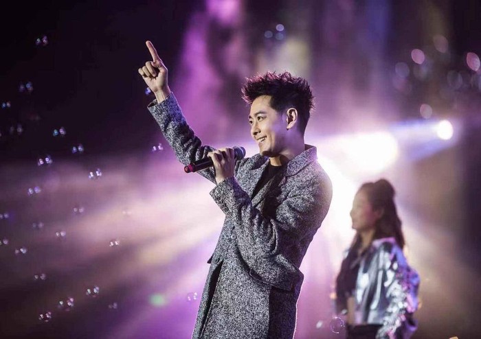 Potret Aktor Jimmy Lin Potret Aktor Jimmy Lin