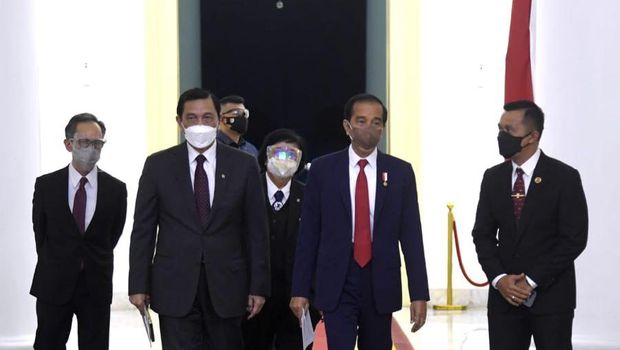 Presiden Joko Widodo menjadi satu dari sepuluh kepala negara atau kepala pemerintahan yang mengikuti Major of Economies on Energy and Climate 2021 yang digelar secara virtual pada Jumat, 17 September 2021. Dari Istana Kepresidenan Bogor, Presiden mengikuti forum yang berisi negara-negara utama dalam pembahasan tentang energi dan perubahan iklim tersebut. ( Lukas - Biro Pers Sekretariat Presiden)