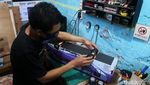 Awalnya Hobi, Pria Ini Bisnis Miniatur Bus Dibanderol Jutaan Rupiah