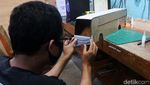 Awalnya Hobi, Pria Ini Bisnis Miniatur Bus Dibanderol Jutaan Rupiah