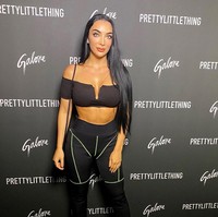 Setelah bergabung dengan OnlyFans awal tahun ini, dia mendapatkan stigma buruk. Dia kehilangan berbagai kerjaan di industri hiburan. Foto: dok. Instagram/@shahirabarry