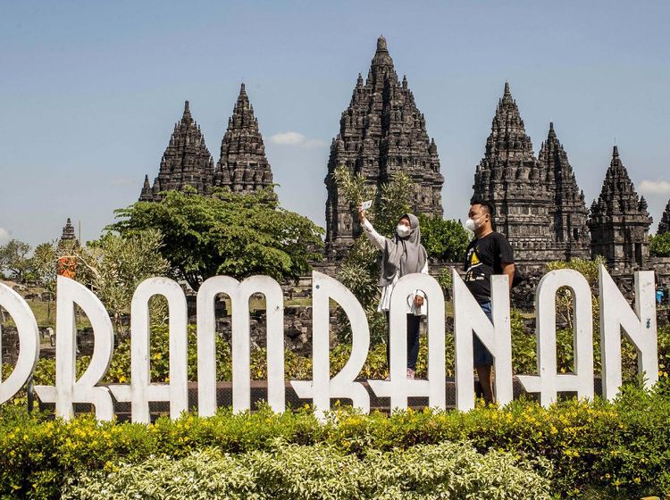 Candi Prambanan Dibuka, Pengunjung Bisa Selfie Lagi