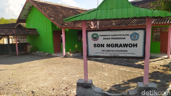 Desa Ini Tinggal Kenangan Jika Bendung Gerak Karangnongko Dibangun 5 Desa di Kabupaten Blora akan terdampak jika proyek bendung gerak (BG) Karangnongko jadi dibangun. Dua diantara desa tersebut dipastikan tenggelam.