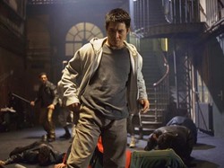 Sinopsis Danny the Dog (Unleashed), Film Jet Li di Bioskop Trans TV