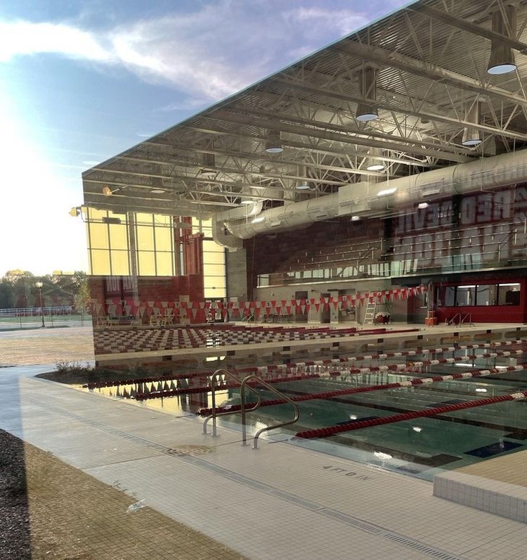 fotoinet membingungkan pikiran dan mata