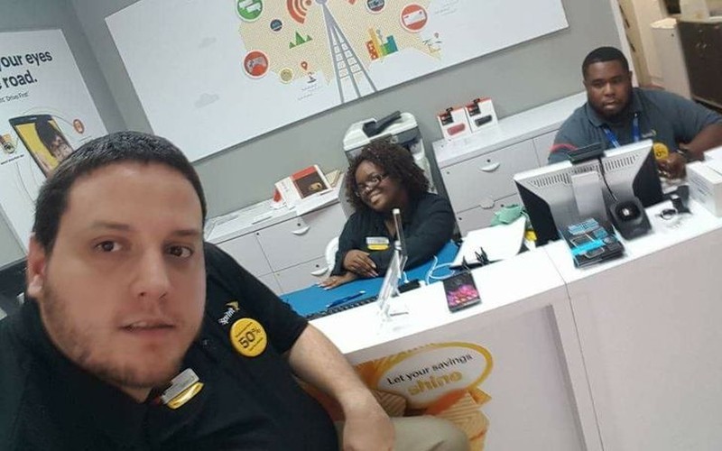 fotoinet membingungkan pikiran dan mata