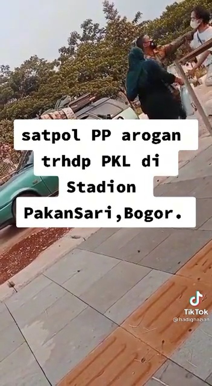 Heboh video anggota Satpol PP cekik warga saat penertiban PKL di Bogor