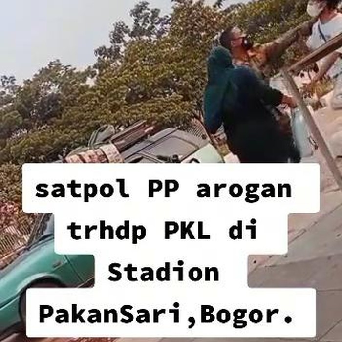 Heboh video anggota Satpol PP cekik warga saat penertiban PKL di Bogor