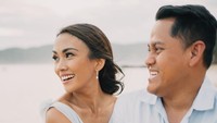 Ini potret foto prewedding Melanie Putria dan Aldico Sapardan.  Foto: @debucung/Ingga Suwandana dan @kioku_visual