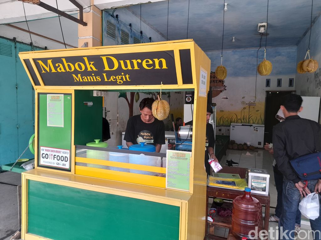 Di Warung 'Mabok Duren' Ada 7 Minuman Durian Asli yang Legit Harum