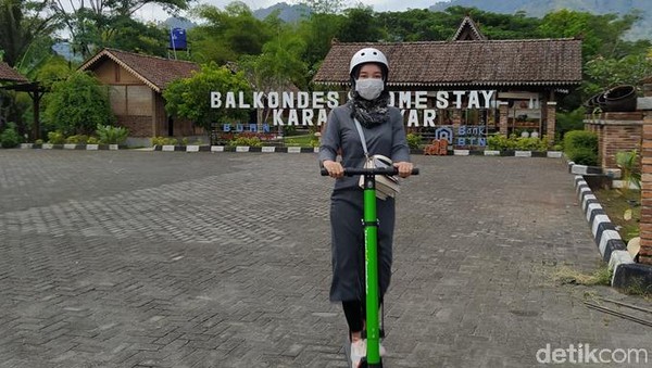 Naik Skuter Keliling Borobudur, Satu Trend Wisata di Borobudur