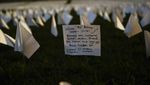 Ribuan Bendera Putih Untuk Mereka yang Gugur Karena COVID-19