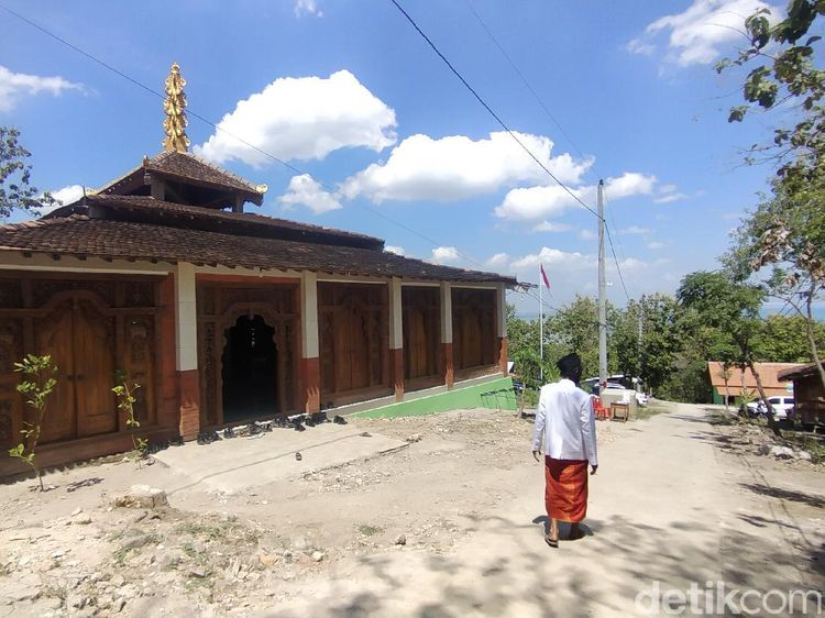Wah! Ada Pondok Pesantren di Tengah Hutan