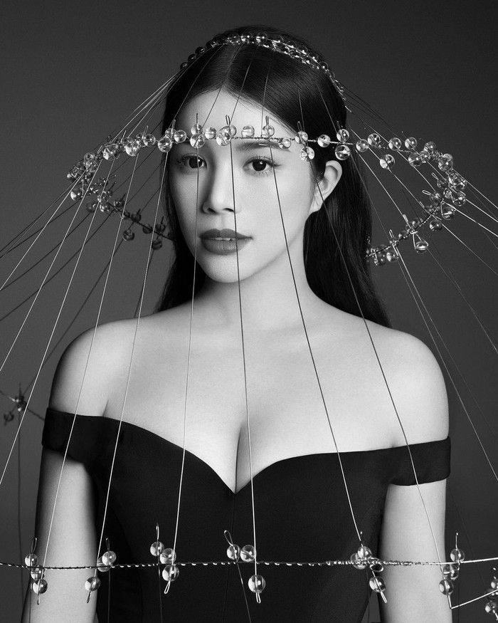 10 Potret Wendy Yu, 'Crazy Rich' China Saat Bersantap Mewah 10 Potret Wendy Yu, 'Crazy Rich' China Saat Bersantap Mewah