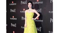 Wendy Yu merupakan pendiri Yu Holdings. Ayahnya adalah Jingyuan Yu, yaitu pendiri Mengtian Group yang merupakan produsen pintu kayu di China. Dirinya juga pernah masuk dalam daftar Forbes 30 Under 30.