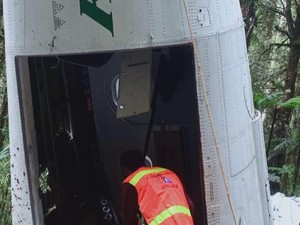 KNKT Analisis Kotak Hitam Pesawat Rimbun Air Jatuh di Gunung Wabu Papua