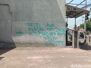 Muncul Coretan Kritik Mati Kelaparan di Jepara, Bupati Bilang Begini