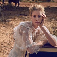 Damai dan cinta tidak bisa menyembuhkan pandemi global, hanya sains dan tanggung jawab sosialmu yang bisa. Aku menghormati opinimu tapi aku tidak bisa mengerti, tulis trinkitensa. Foto: Instagram @doutzen