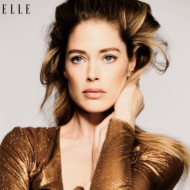 Doutzen Kroes adalah seorang supermodel yang dikenal sebagai mantan Victorias Secret Angel. Wanita asal Belanda itu baru-baru ini jadi perbincangan karena mengaku tidak berencana vaksin COVID-19. Foto: Instagram @doutzen