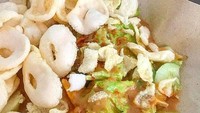 Bagi para pencinta makanan pedas, gado-gado gerobakan di kawasan Pecenongan ini berada tepat di seberang Redtop Hotel. Beralamat di Jalan Pecenongan, Gambir, Jakarta Pusat harga gado-gado ini dibanderol mulai dari Rp12 ribu hingga Rp15 ribu saja. Foto: Istimewa