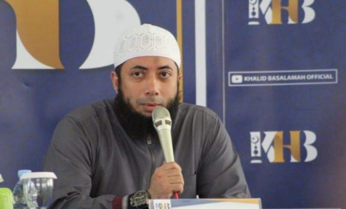 Begini Hukum Makan Durian dan Tape Ketan dalam Islam Menurut Ustaz Khalid Basalamah