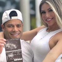 Belum diketahui bagaimana respon tante Camila sekaligus mantan istri Hulk atas kabar bahagia tersebut. Tapi tampaknya Iran yang sempat marah dengan hubungan mereka sudah bisa sedikit merelakan. Ia sendiri kini dilaporkan sudah memiliki kekasih baru, Lucas Suassuna, yang lebih muda 28 tahun. Foto: dok. Instagram