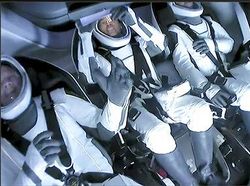 Detik-detik 4 Astronaut Amatir SpaceX Selamat Balik ke Bumi