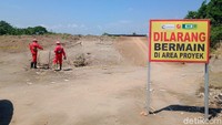 Seperti diketahui, pembangunan Tol Yogya-Solo terus berlangsung pengerjaannya. Terkait pembebasan lahan yang akan digunakan sebagai area pembangunan tol tersebut, Kepala Seksi Pengadaan Lahan BPN Klaten, Sulistyono menjelaskan di Klaten ada 11 kecamatan yang terdampak tol. Dari jumlah itu ada 50 desa. Sulis mengatakan ada 11 kecamatan, 50 desa dan 3.961 bidang tanah. Sampai 16 September sudah 1. 024 bidang yang pembayaran ganti rugi.