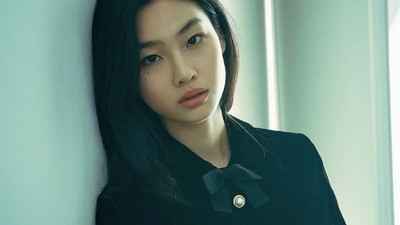 Foto: Cantiknya Jung Ho Yeon, Pemain Squid Game Pacar Lee Dong Hwi Reply 1988