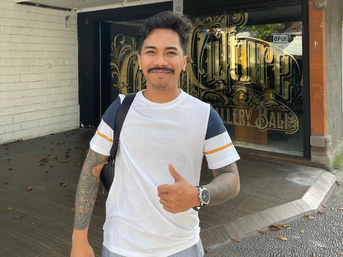 kaisar kumis