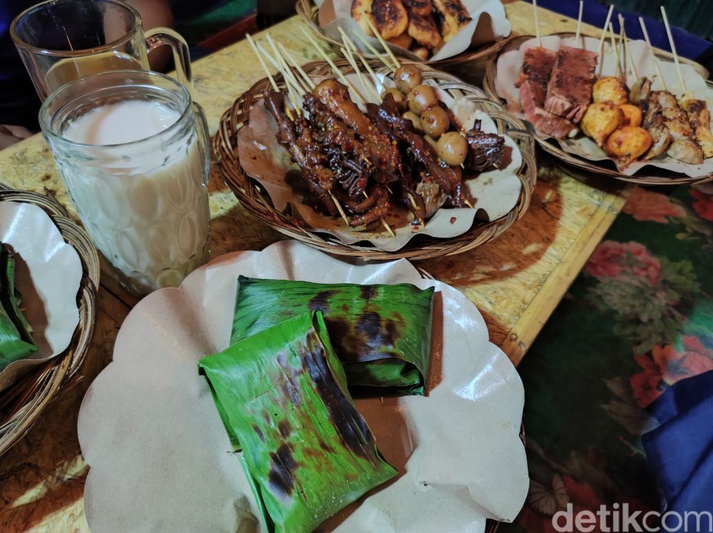 Keren! 4 Remaja Bisnis Angkringan, Omzetnya Rp 30 Juta Tiap Bulan!