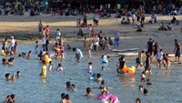 Sistem ganjil-genap bakal diterapkan di ruas jalan menuju daerah tujuan wisata (DTW) Pantai Sanur, Kota Denpasar, dan Pantai Kuta, Kabupaten Badung.  