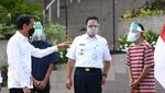Duet Jokowi-Anies Resmikan dan Blusukan di Rusun Pasar Rumput