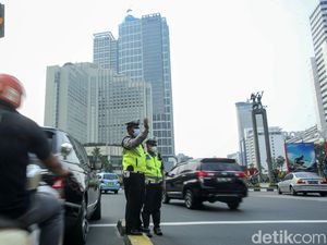 Omicron Picu Gelombang 3 Corona, Perlukah RI Lockdown?