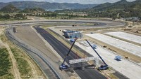 Saat ini, kondisi jalan sudah beraspal 100% sepanjang 4.310 m2 dengan tikungan sebanyak 17.