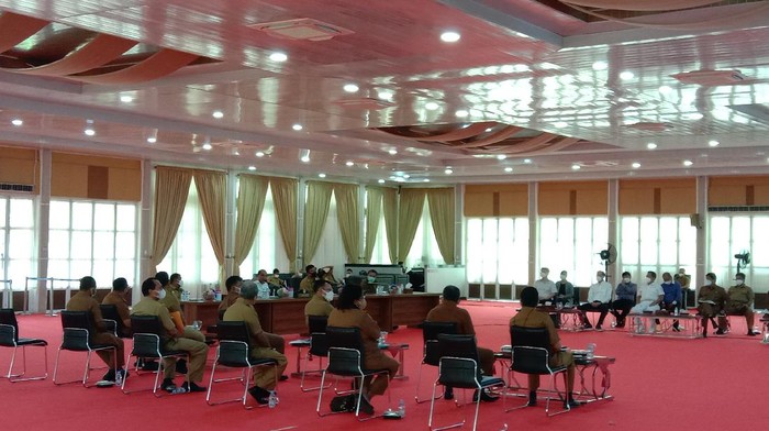 Rapat Gubsu Edy bersama Pemko Medan dan Pemkab Deli Serdang (Ahmad Arfah-detikcom)