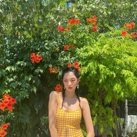 Dalam setahun, Rozy telah mendapatkan 100 endorsement dan sponsor. Menurut laporan Business Insider, diprediksi Rozy menerima 1 miliar Won atau sekitar Rp 12 miliar. Foto: dok. Instagram/@rozy.gram