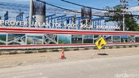 Sementara itu pembangunan jalan tol Yogya-Solo, terus dilakukan di titik yang lain.
