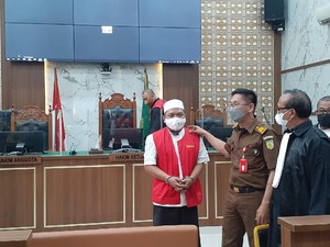 Sesal Adam Ibrahim Babi Ngepet: 2 Anaknya Putus Sekolah, Adik Putus Kuliah